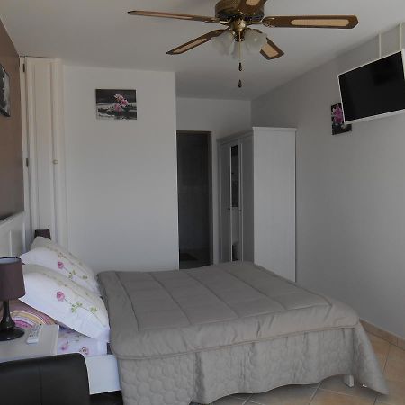 La Cozy Bed & Breakfast Cozes ภายนอก รูปภาพ